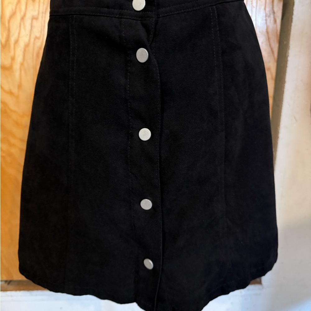 Black snap button mini Skirt